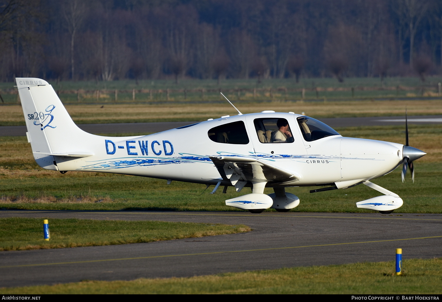 Aircraft Photo of D-EWCD | Cirrus SR-20 G2 | AirHistory.net #183960