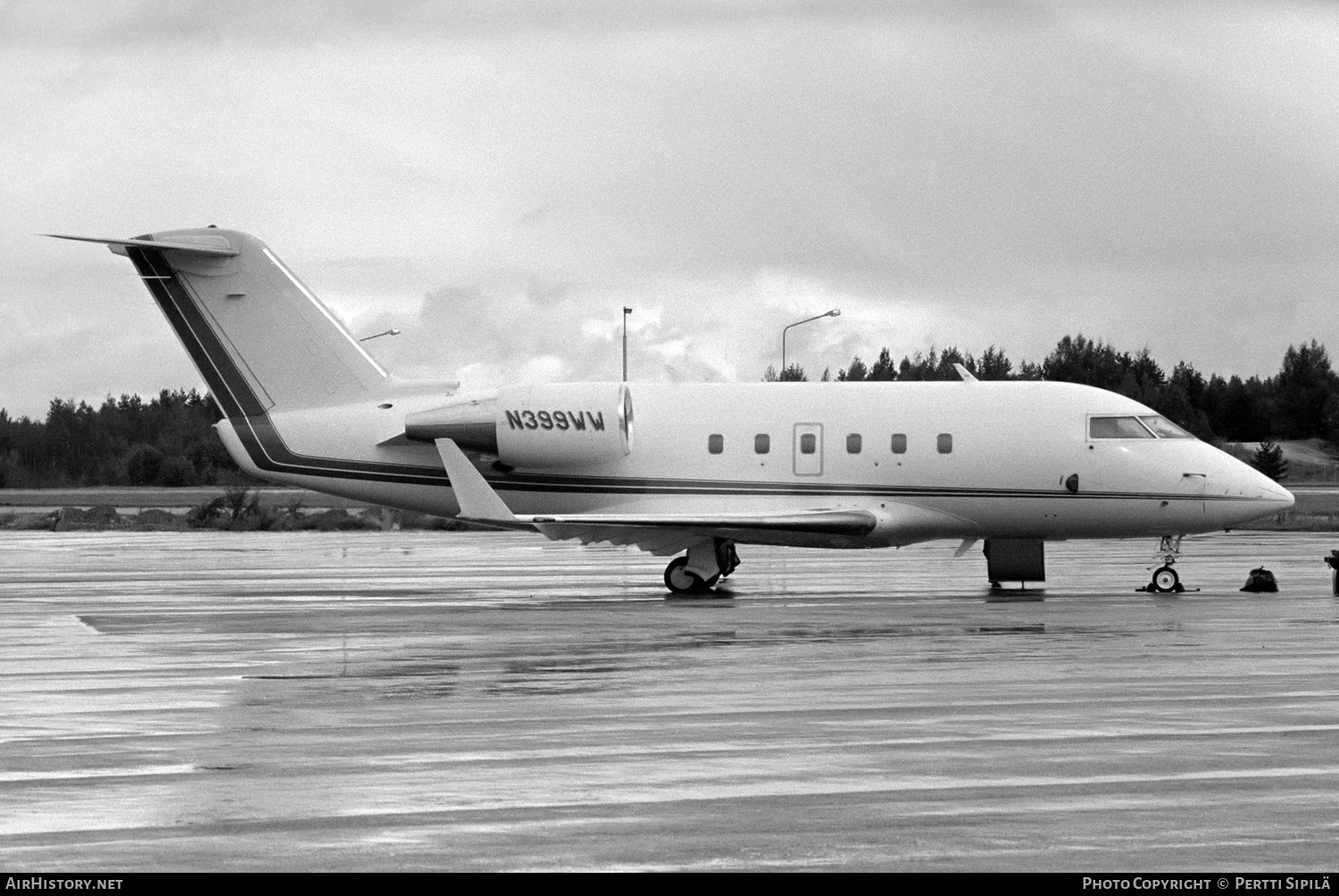 Aircraft Photo of N399WW | Canadair Challenger 601 (CL-600-2A12) | AirHistory.net #183974