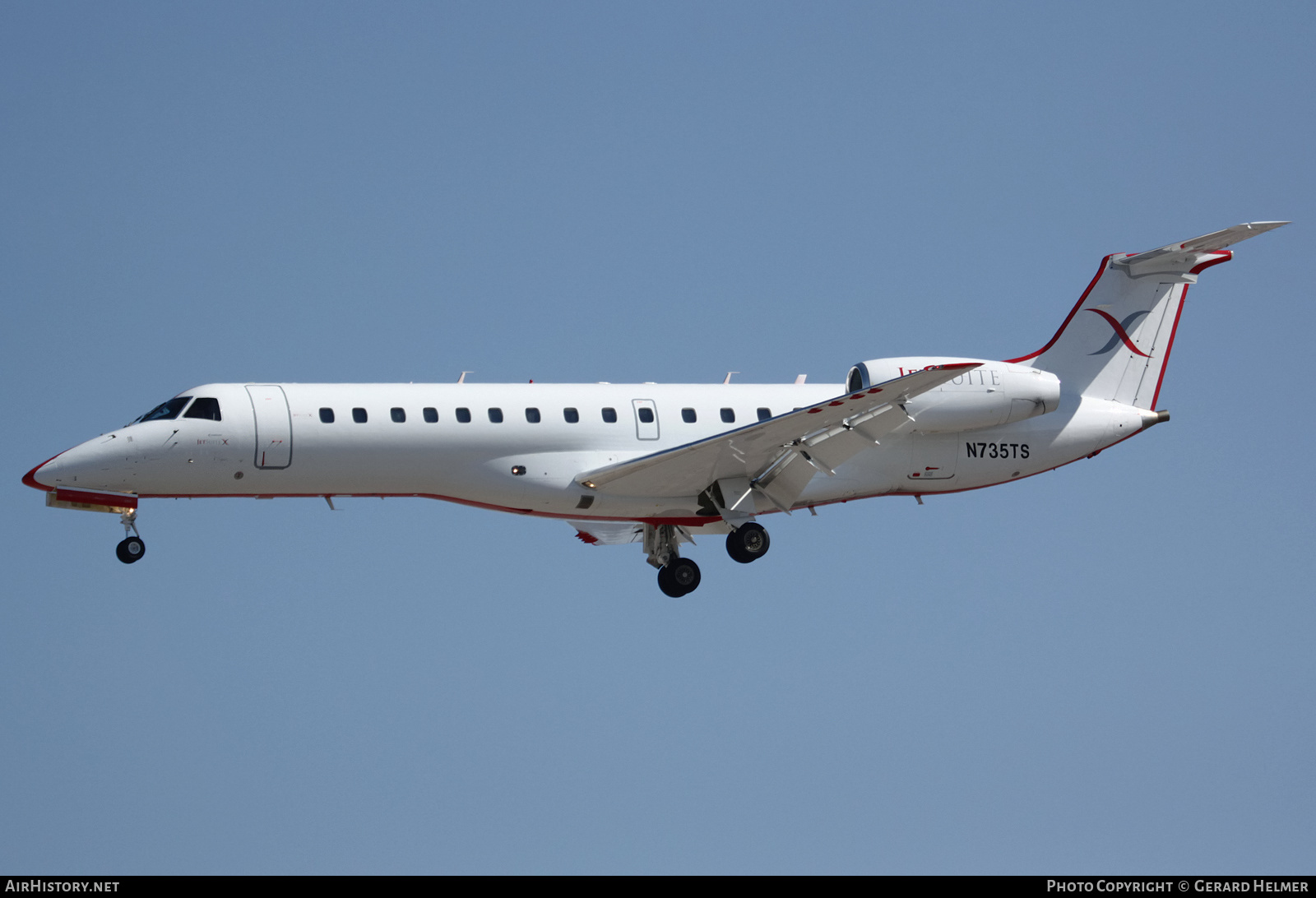 Aircraft Photo of N735TS | Embraer ERJ-135LR (EMB-135LR) | JetSuiteX - JSX | AirHistory.net #184036