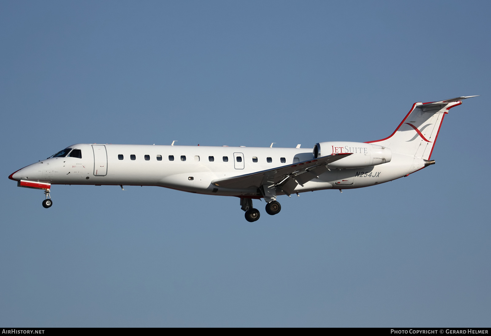 Aircraft Photo of N254JX | Embraer ERJ-135LR (EMB-135LR) | JetSuiteX - JSX | AirHistory.net #184083