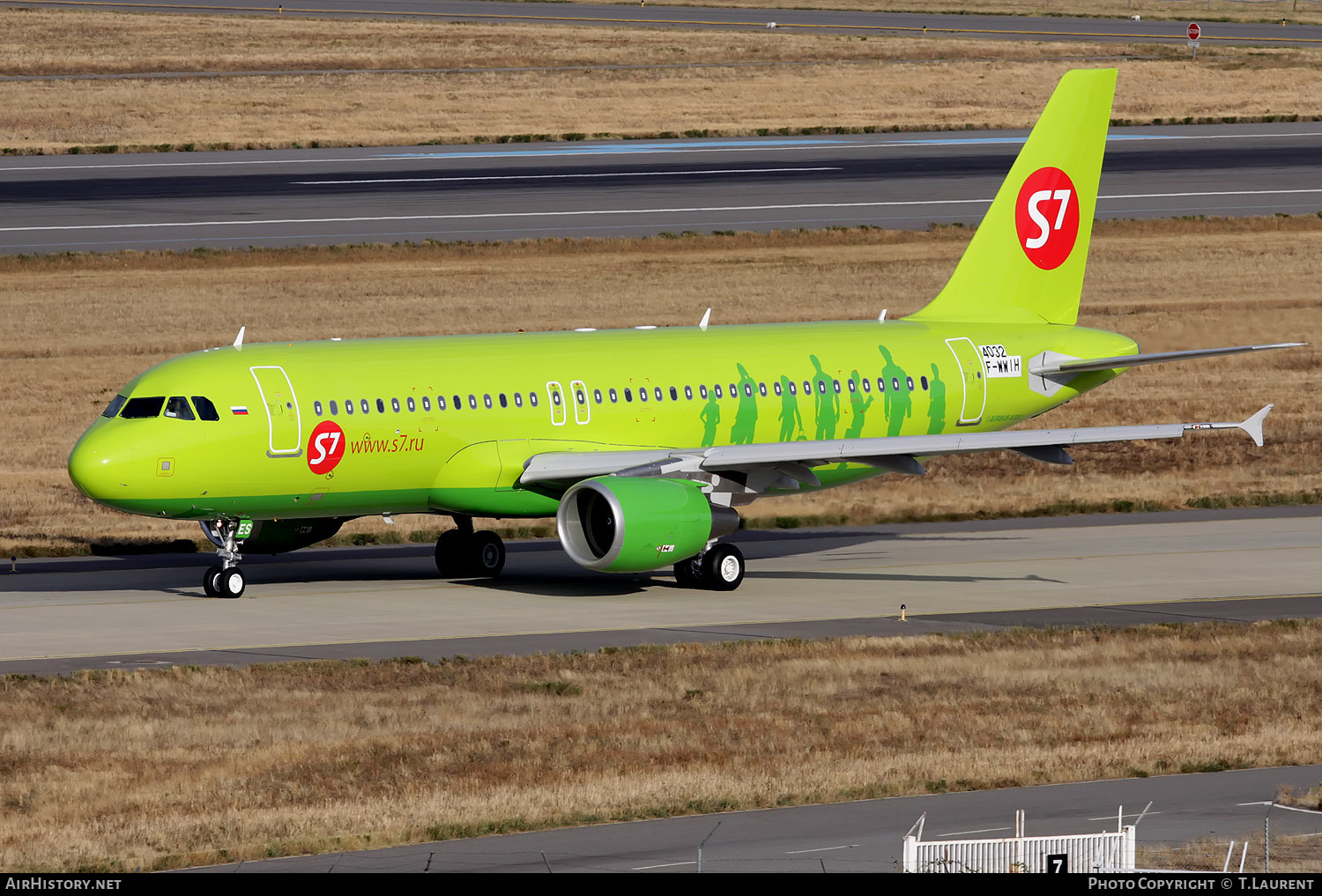 Aircraft Photo of F-WWIH | Airbus A320-214 | S7 Airlines | AirHistory.net #184257