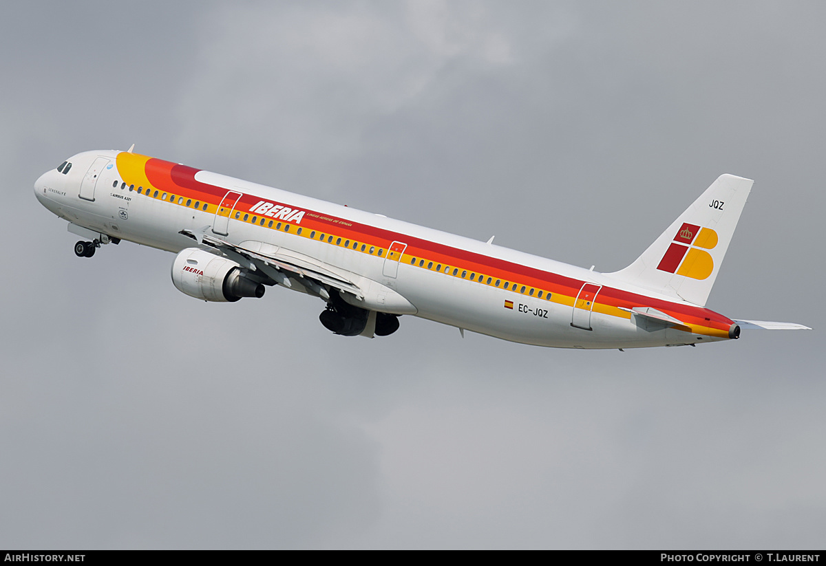 Aircraft Photo of EC-JQZ | Airbus A321-211 | Iberia | AirHistory.net #184294