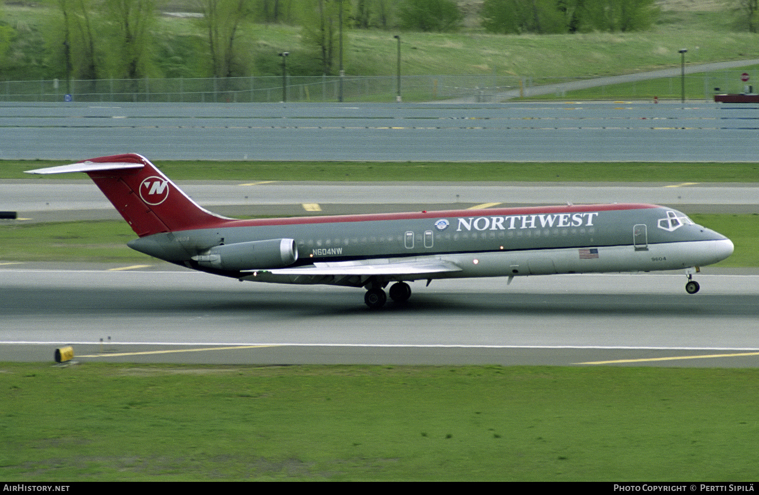 Aircraft Photo of N604NW | McDonnell Douglas DC-9-32 | Northwest Airlines | AirHistory.net #184331