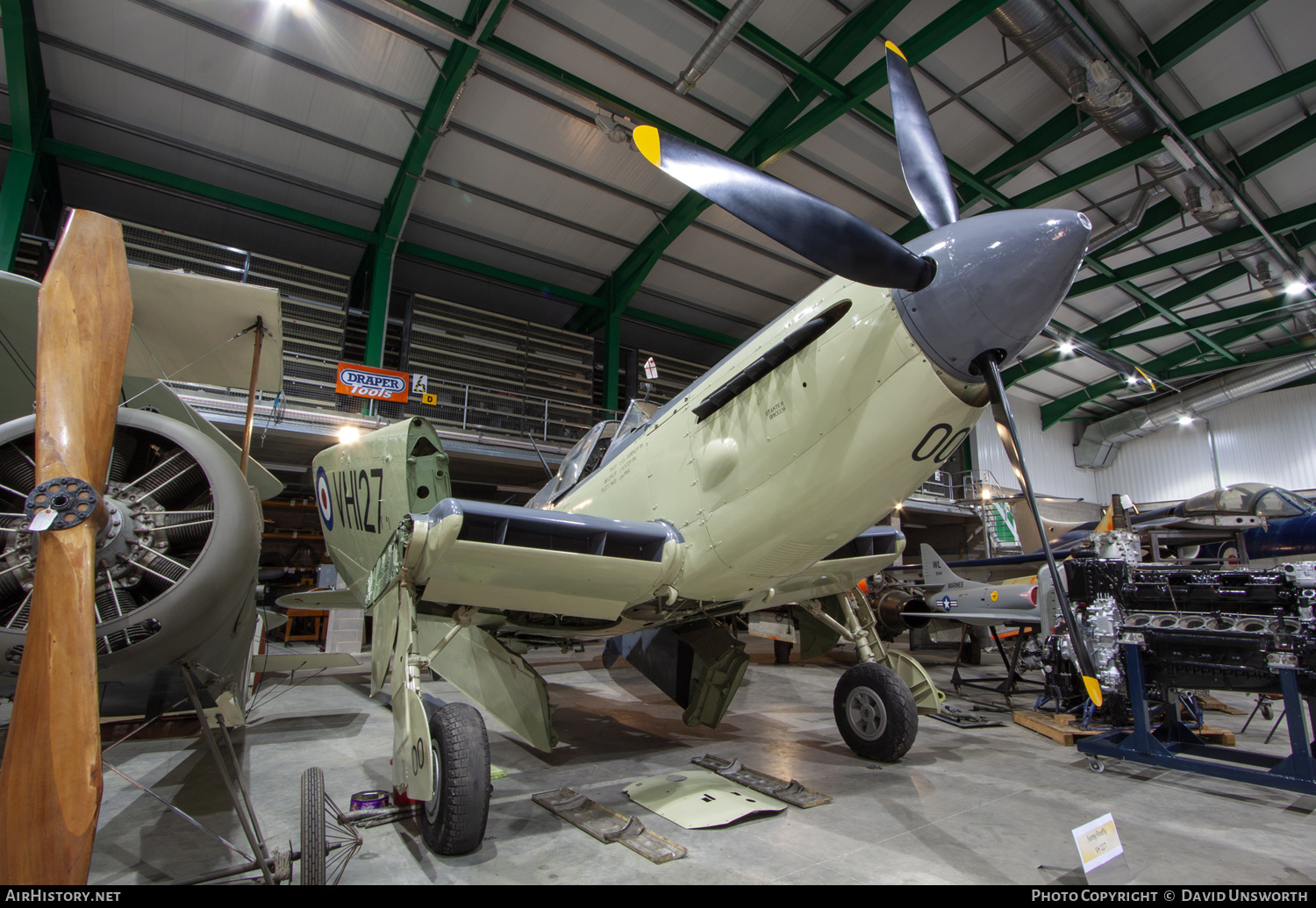 Aircraft Photo of VH127 | Fairey Firefly TT4 | UK - Navy | AirHistory.net #184393