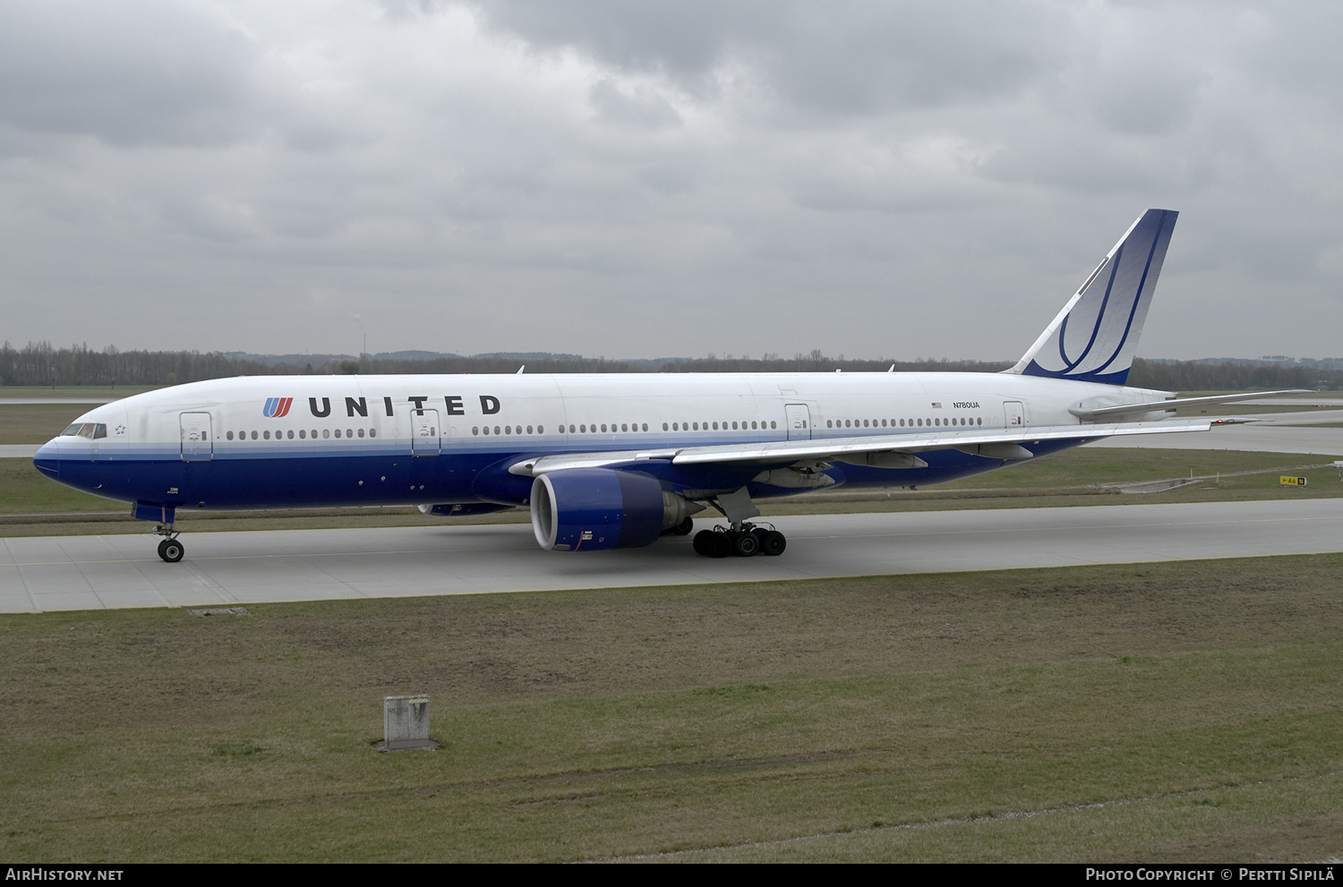 Aircraft Photo of N780UA | Boeing 777-222 | United Airlines | AirHistory.net #184516
