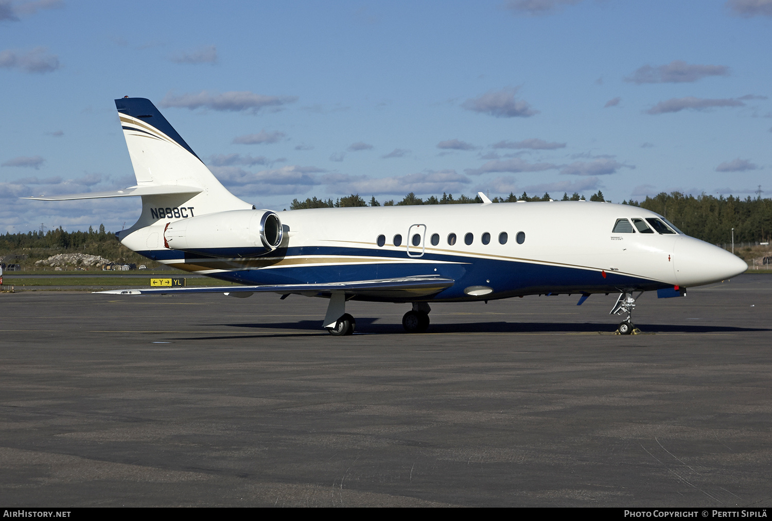 Aircraft Photo of N898CT | Dassault Falcon 2000 | AirHistory.net #184539