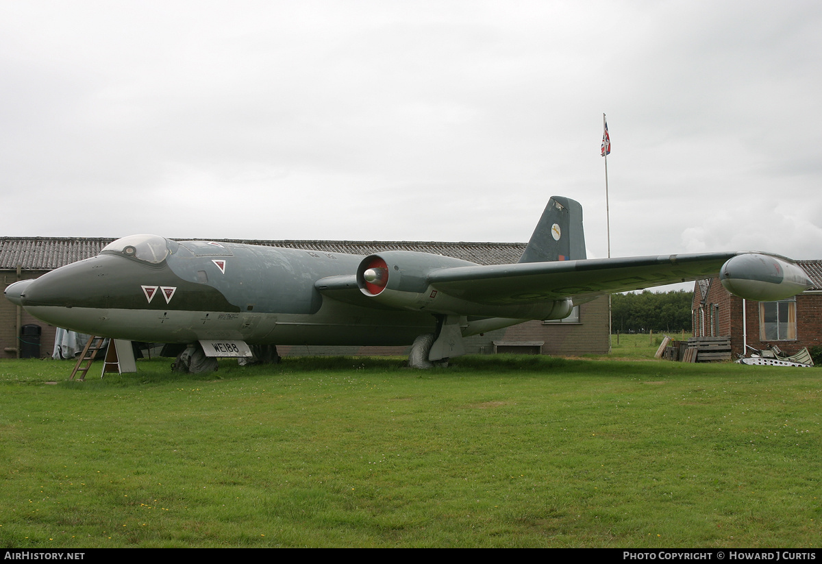 Aircraft Photo of WE188 | English Electric Canberra T4 | UK - Air Force | AirHistory.net #184604