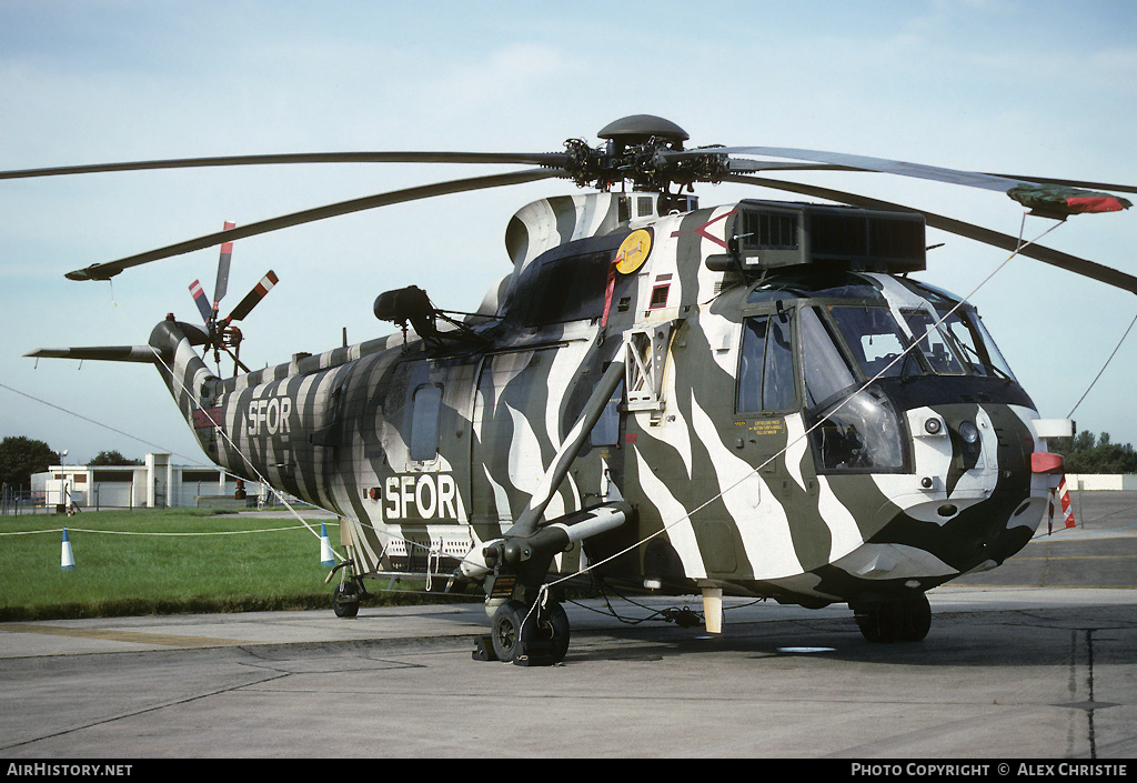 Aircraft Photo of ZD480 | Westland WS-61 Sea King HC4 | UK - Navy | AirHistory.net #184646