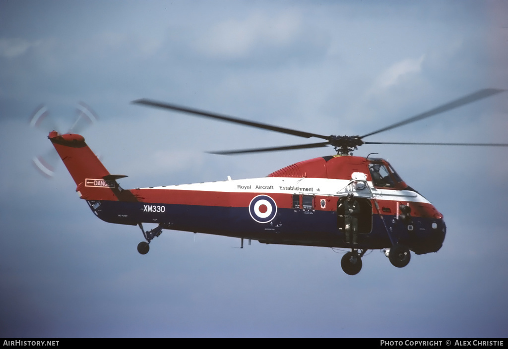 Aircraft Photo of XM330 | Westland WS-58 Wessex HAS.1 | UK - Air Force | AirHistory.net #184651