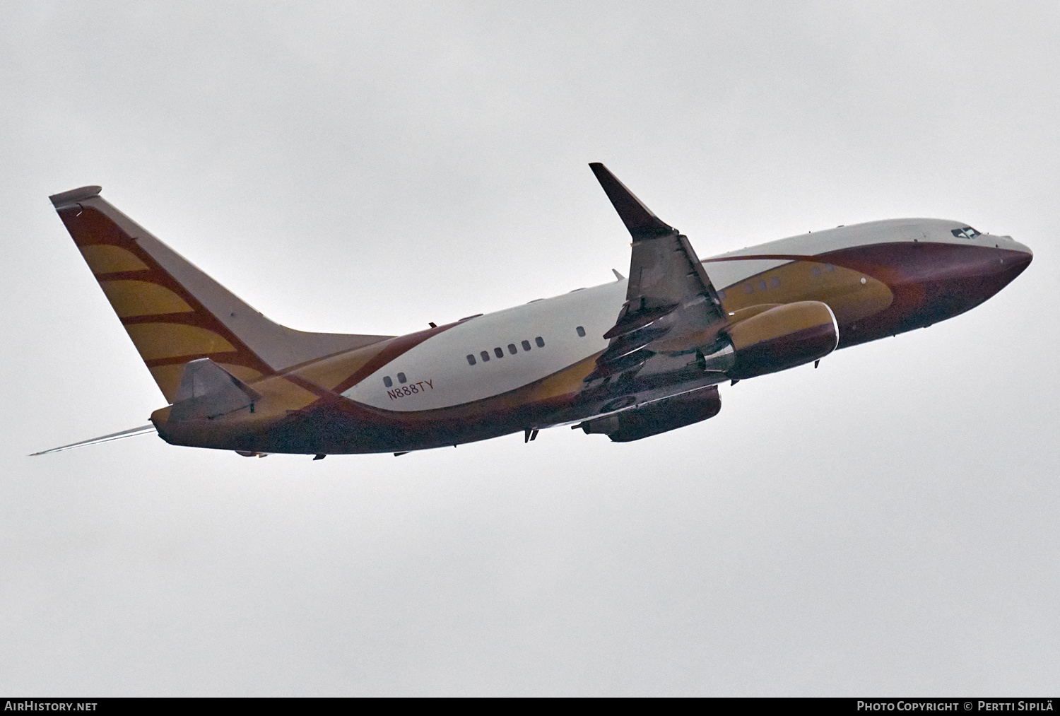 Aircraft Photo of N888TY | Boeing 737-7AH BBJ | AirHistory.net #184677