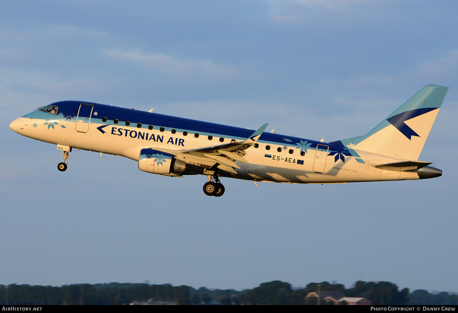 Aircraft Photo of ES-AEA | Embraer 170STD (ERJ-170-100STD) | Estonian Air | AirHistory.net #184718