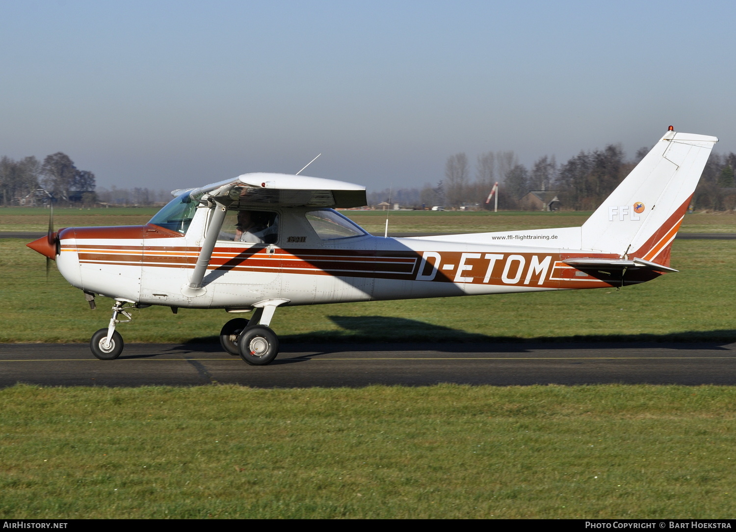 Aircraft Photo of D-ETOM | Cessna 152 | FFL Flugschule | AirHistory.net #184787