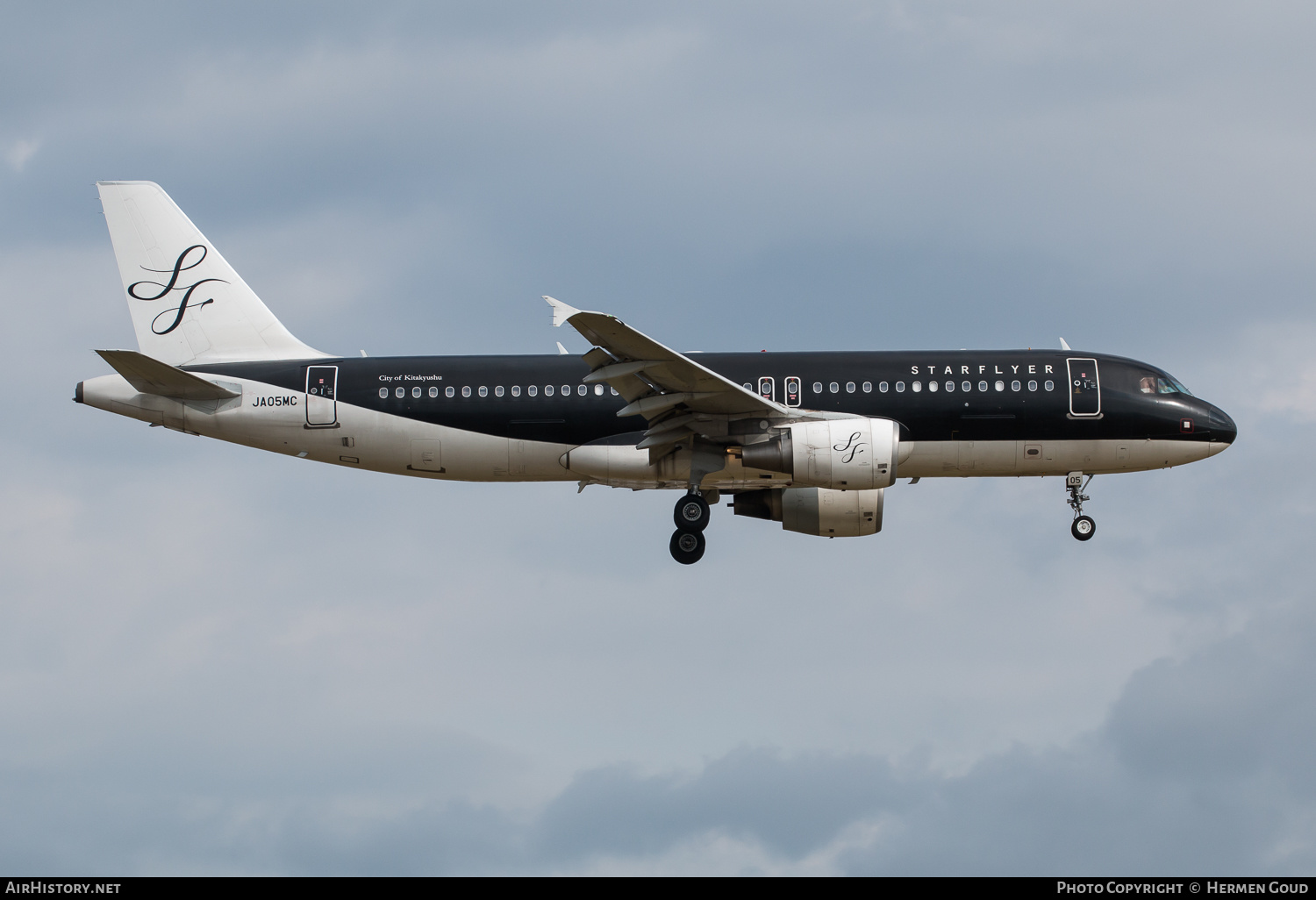 Aircraft Photo of JA05MC | Airbus A320-214 | StarFlyer | AirHistory.net #185106
