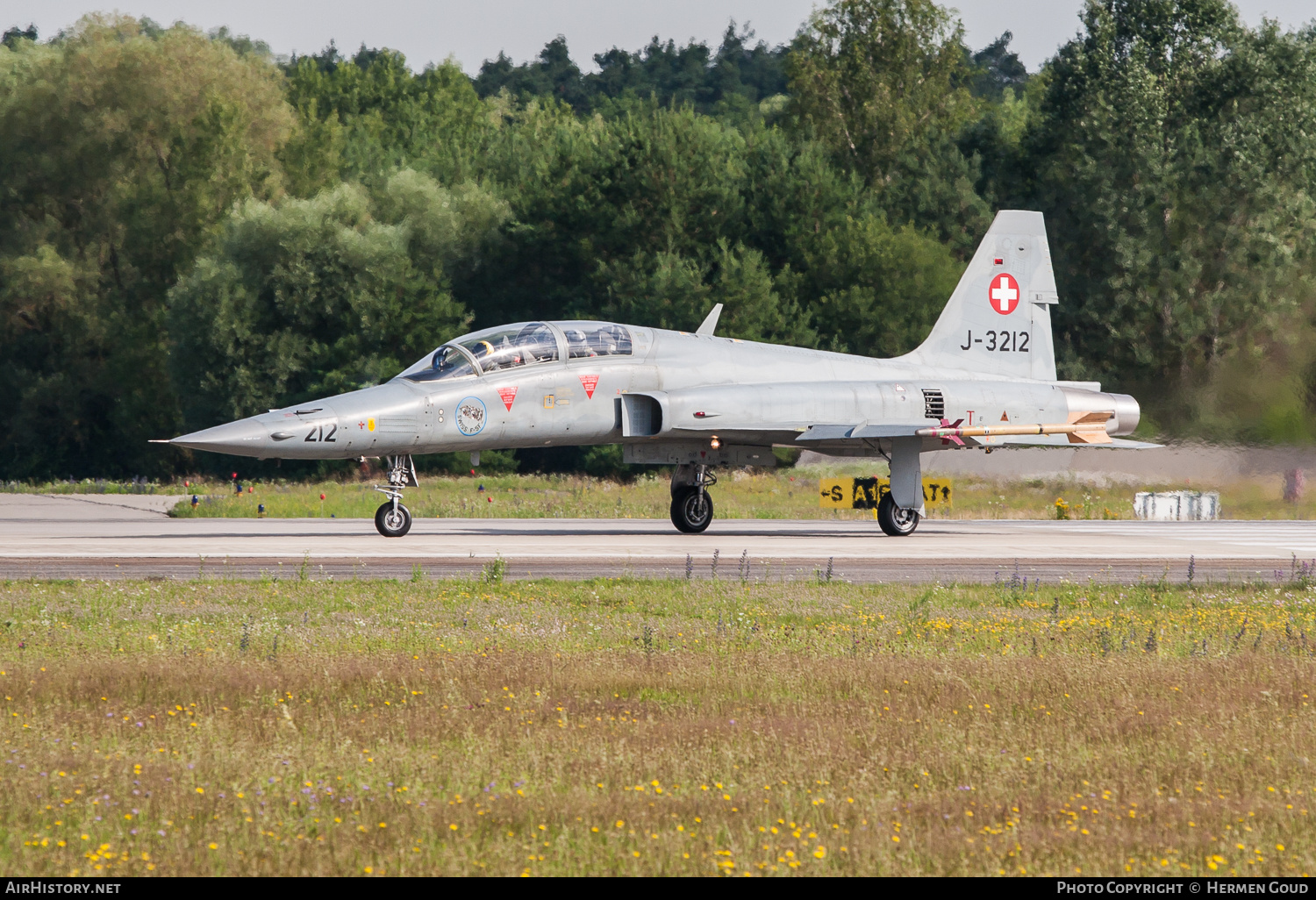 Aircraft Photo of J-3212 | Northrop F-5F Tiger II | Switzerland - Air Force | AirHistory.net #185123