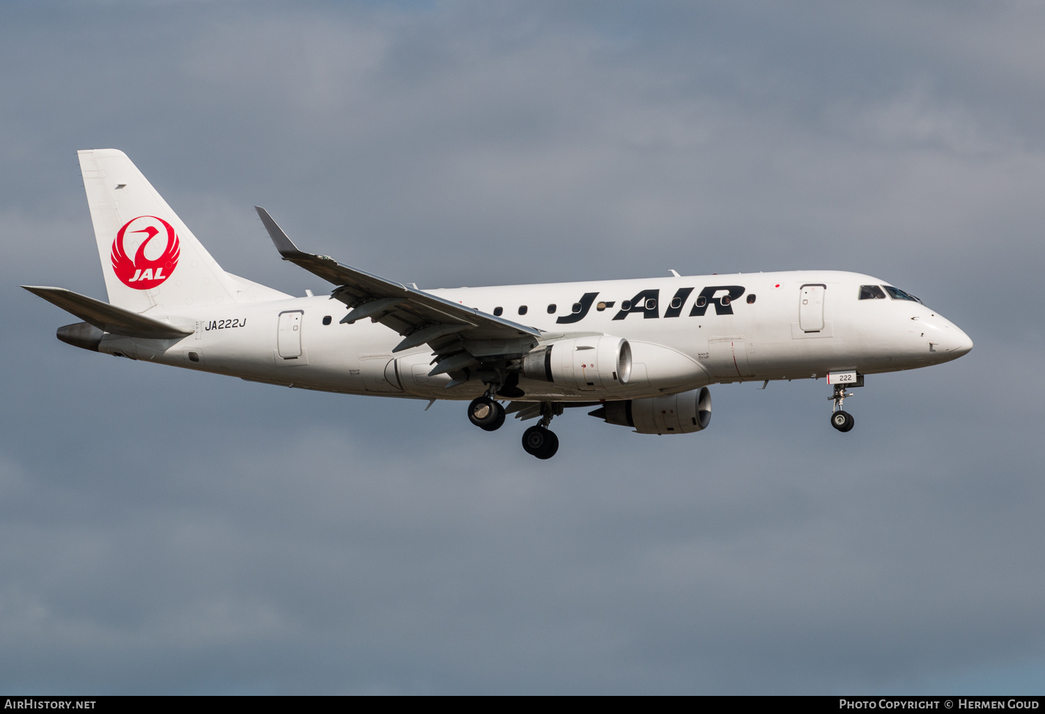 Aircraft Photo of JA222J | Embraer 175STD (ERJ-170-200STD) | J-Air | AirHistory.net #185143
