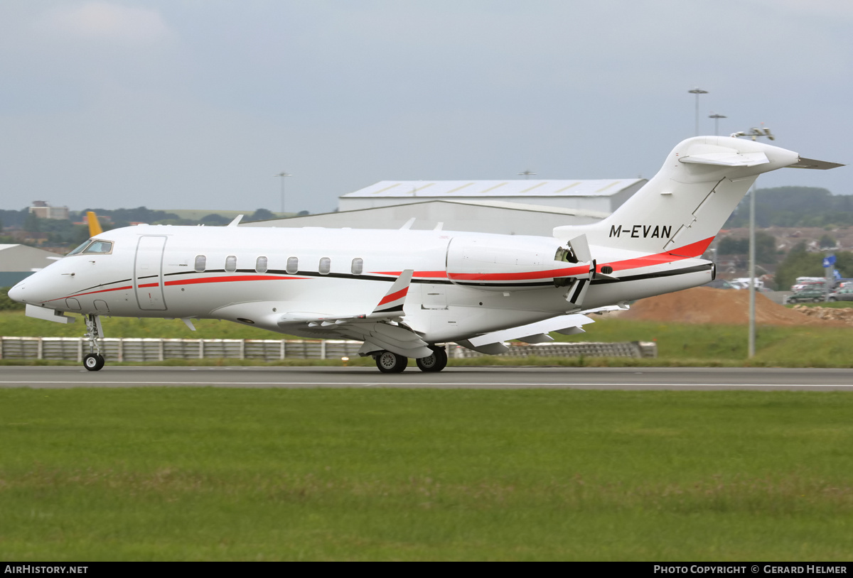 Aircraft Photo of M-EVAN | Bombardier Challenger 300 (BD-100-1A10) | AirHistory.net #185157
