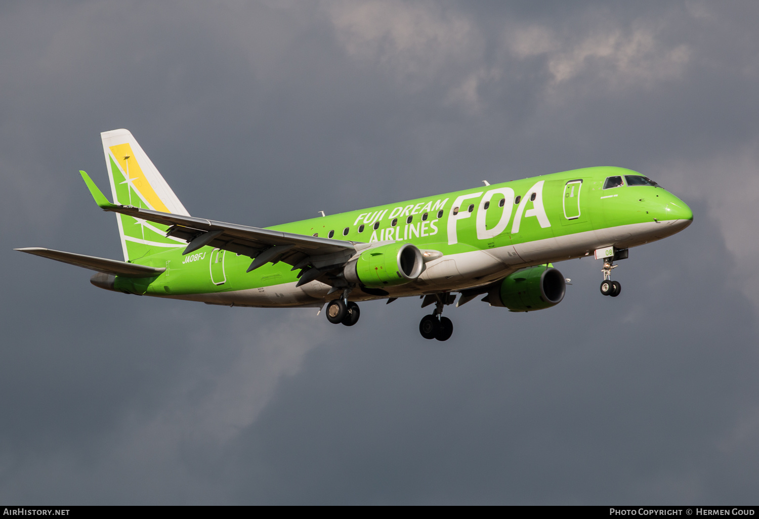 Aircraft Photo of JA08FJ | Embraer 175STD (ERJ-170-200STD) | FDA - Fuji Dream Airlines | AirHistory.net #185179