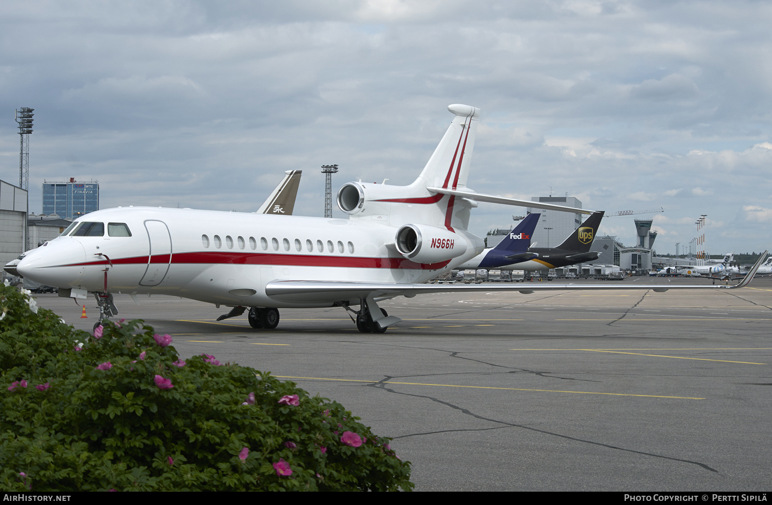 Aircraft Photo of N966H | Dassault Falcon 7X | AirHistory.net #185392
