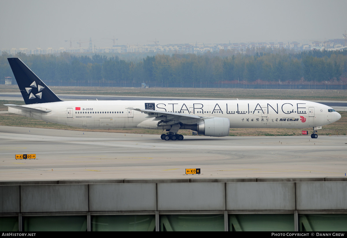 Aircraft Photo of B-2032 | Boeing 777-39L/ER | Air China | AirHistory.net #185585