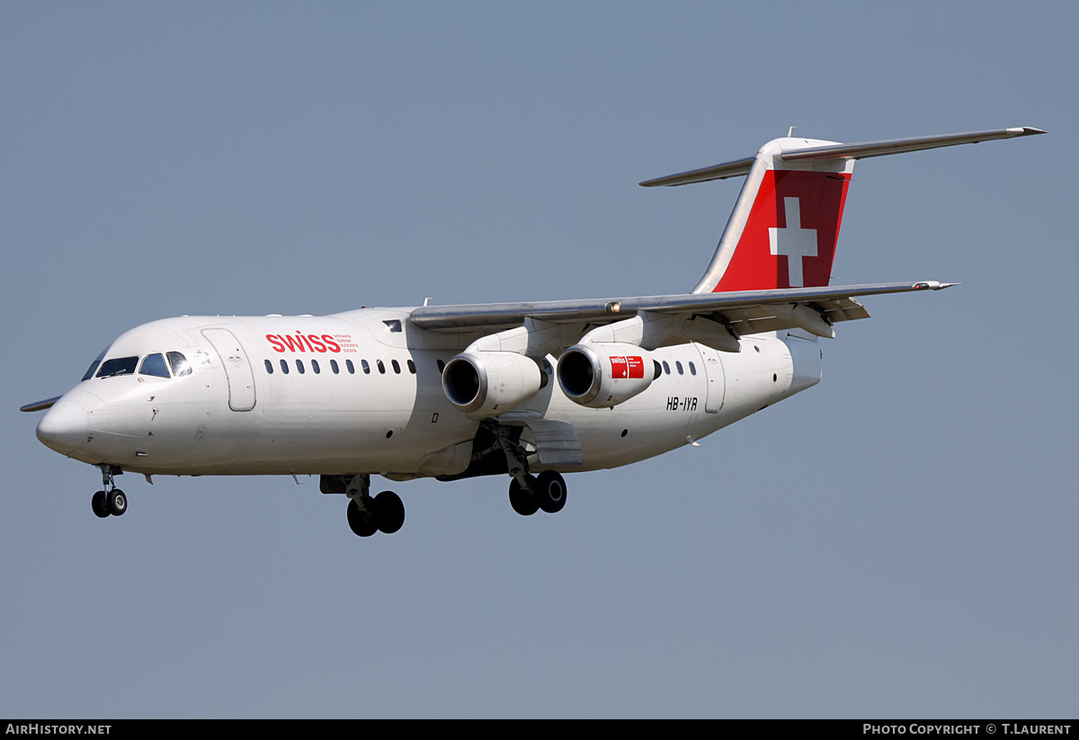 Aircraft Photo of HB-IYR | BAE Systems Avro 146-RJ100 | Swiss International Air Lines | AirHistory.net #185593