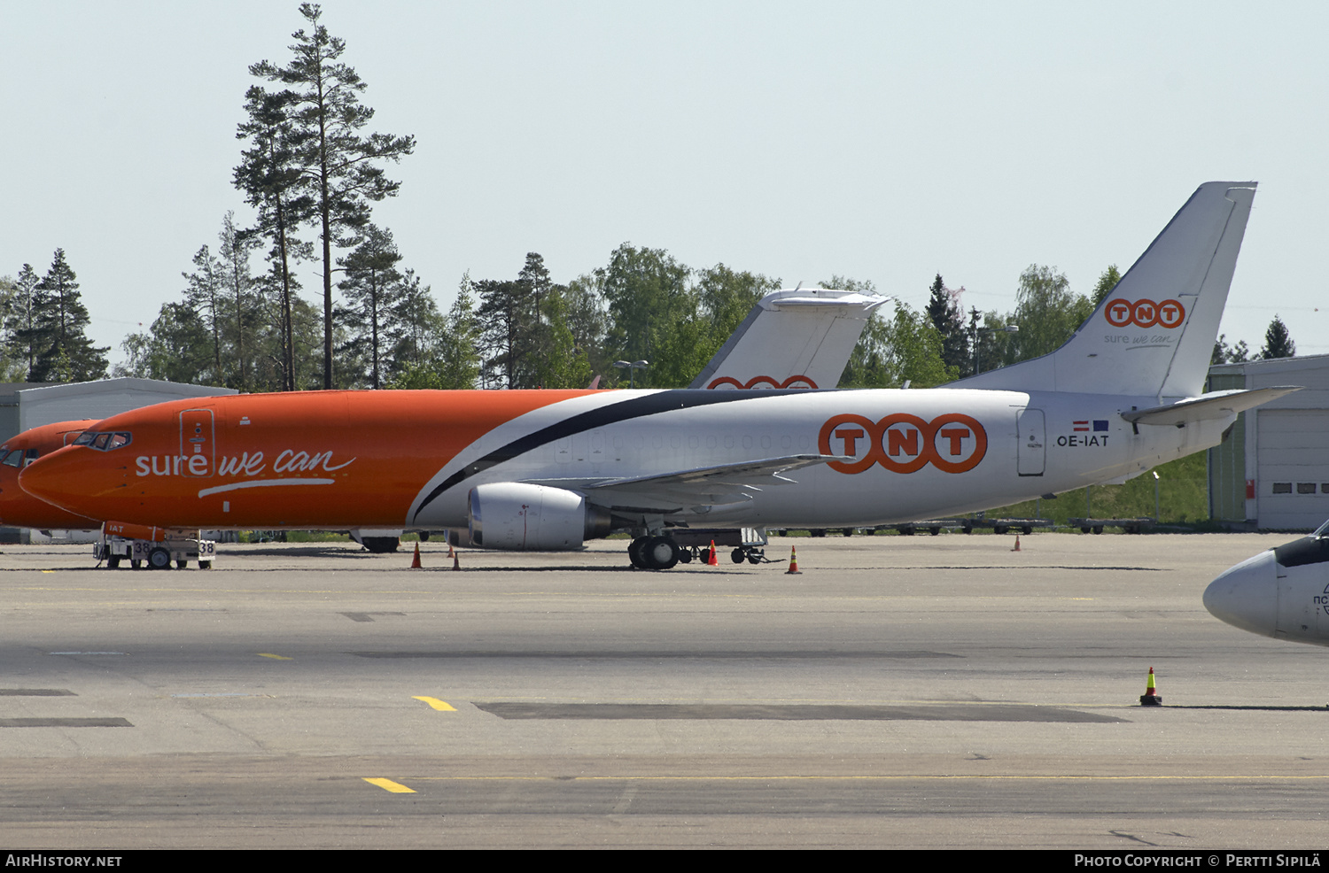 Aircraft Photo of OE-IAT | Boeing 737-4M0(BDSF) | TNT Airways | AirHistory.net #185708