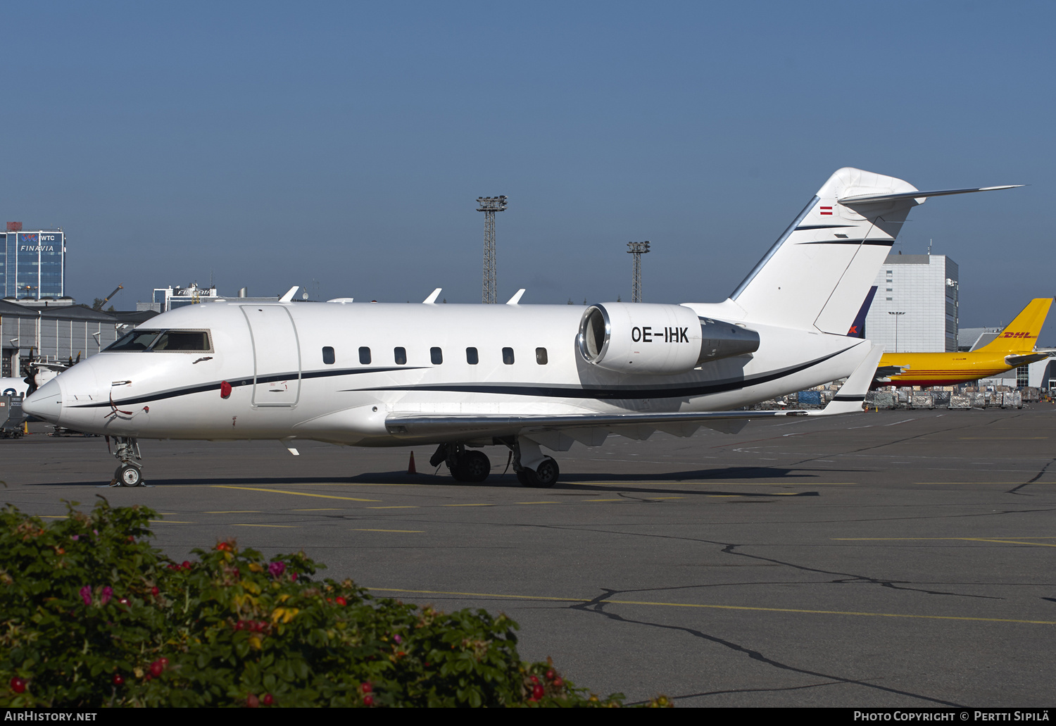 Aircraft Photo of OE-IHK | Bombardier Challenger 604 (CL-600-2B16) | AirHistory.net #185722