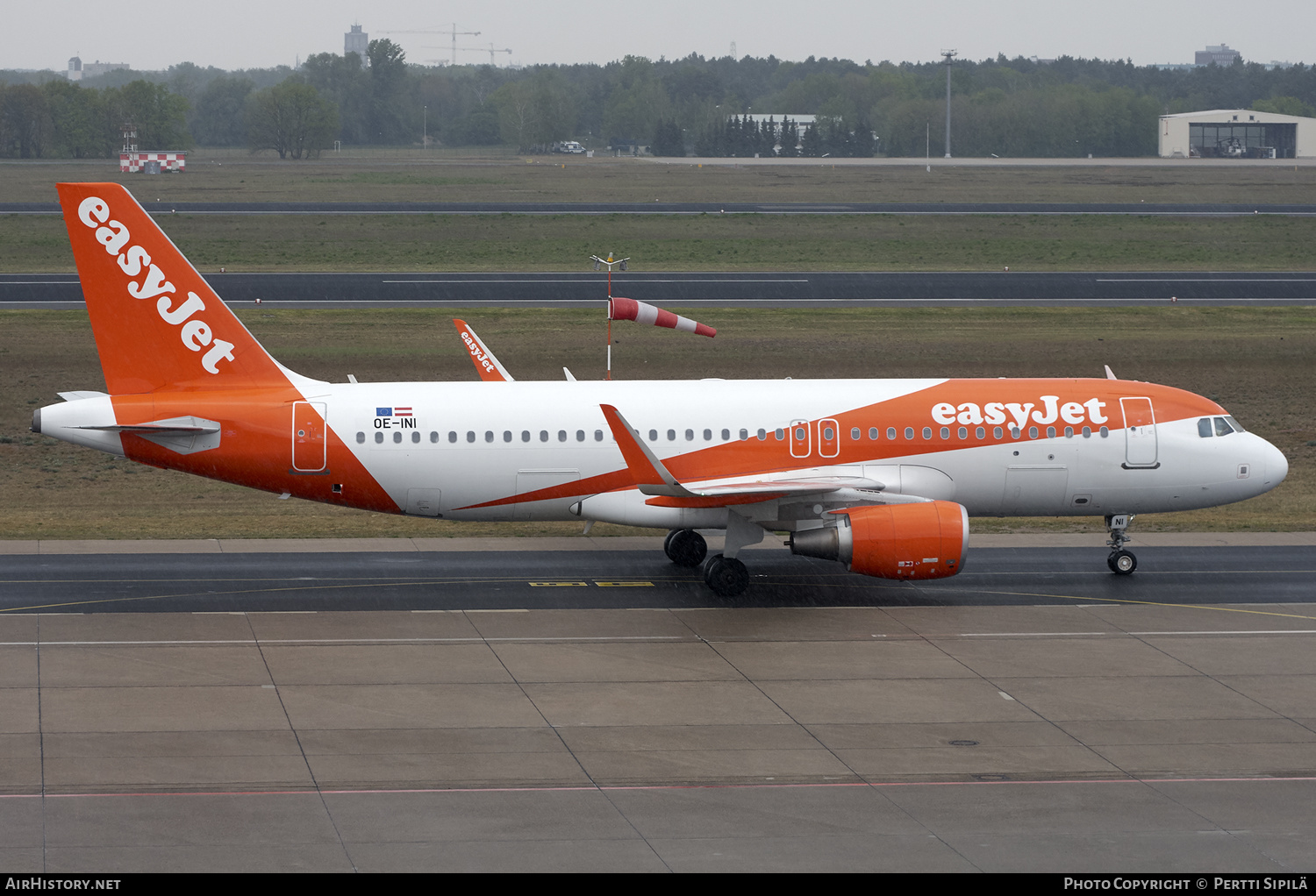 Aircraft Photo of OE-INI | Airbus A320-214 | EasyJet | AirHistory.net #185773
