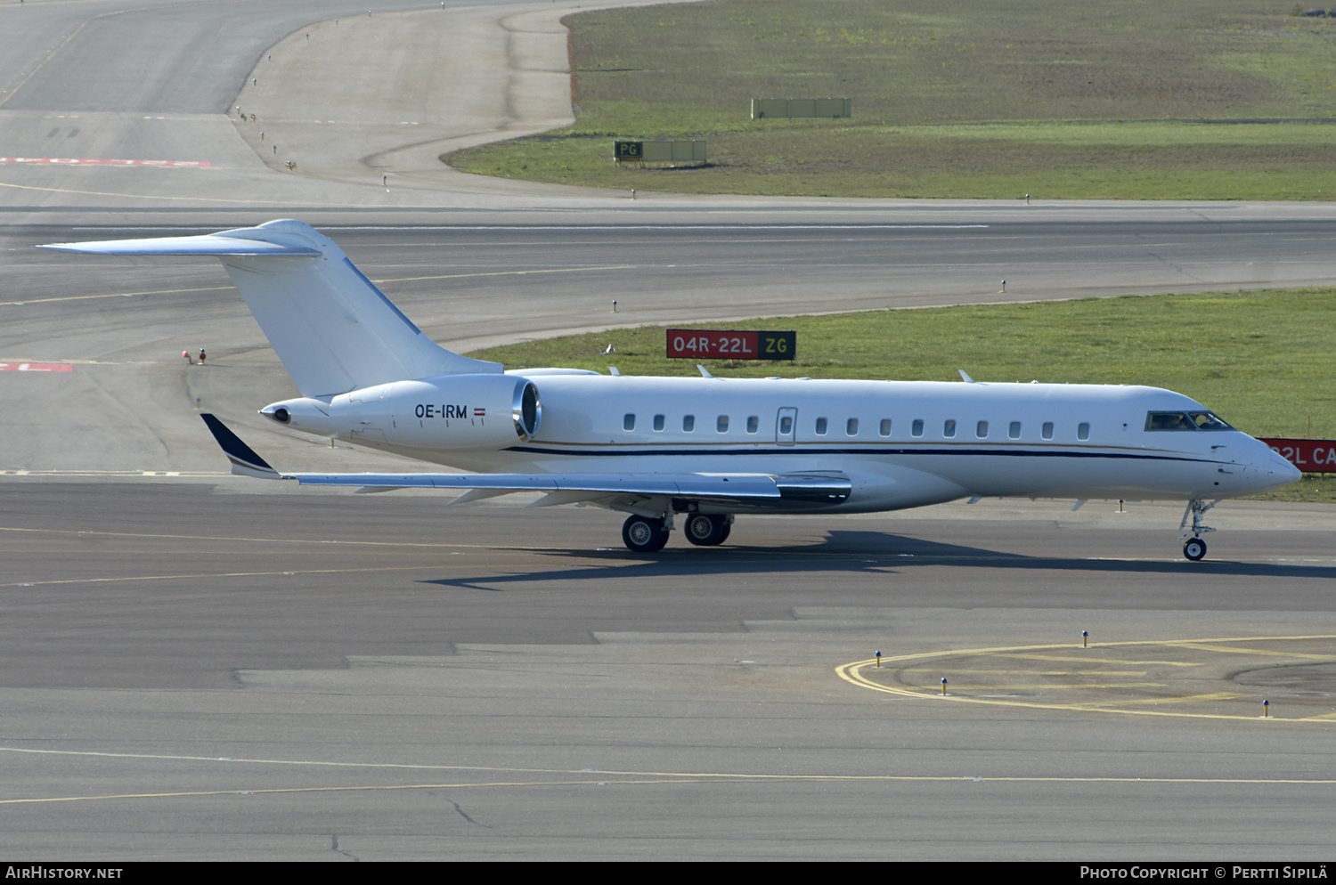 Aircraft Photo of OE-IRM | Bombardier Global Express XRS (BD-700-1A10) | AirHistory.net #185870
