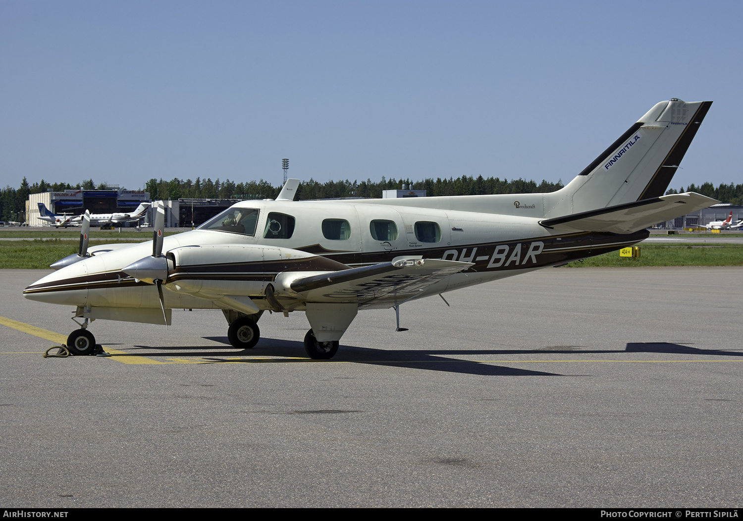 Aircraft Photo of OH-BAR | Beech B60 Duke | AirHistory.net #185882