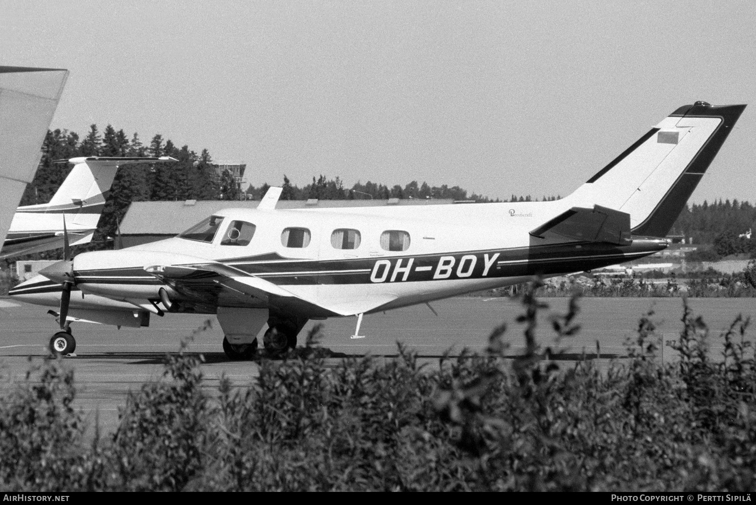 Aircraft Photo of OH-BOY | Beech B60 Duke | AirHistory.net #185949