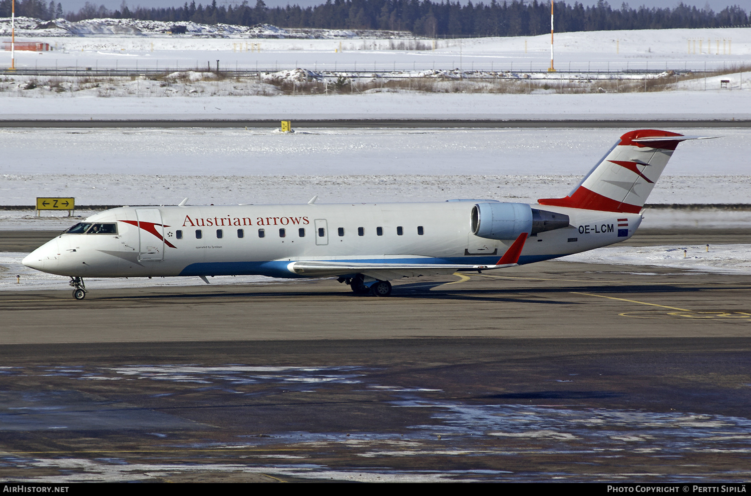 Aircraft Photo of OE-LCM | Bombardier CRJ-200LR (CL-600-2B19) | Austrian Arrows | AirHistory.net #185976