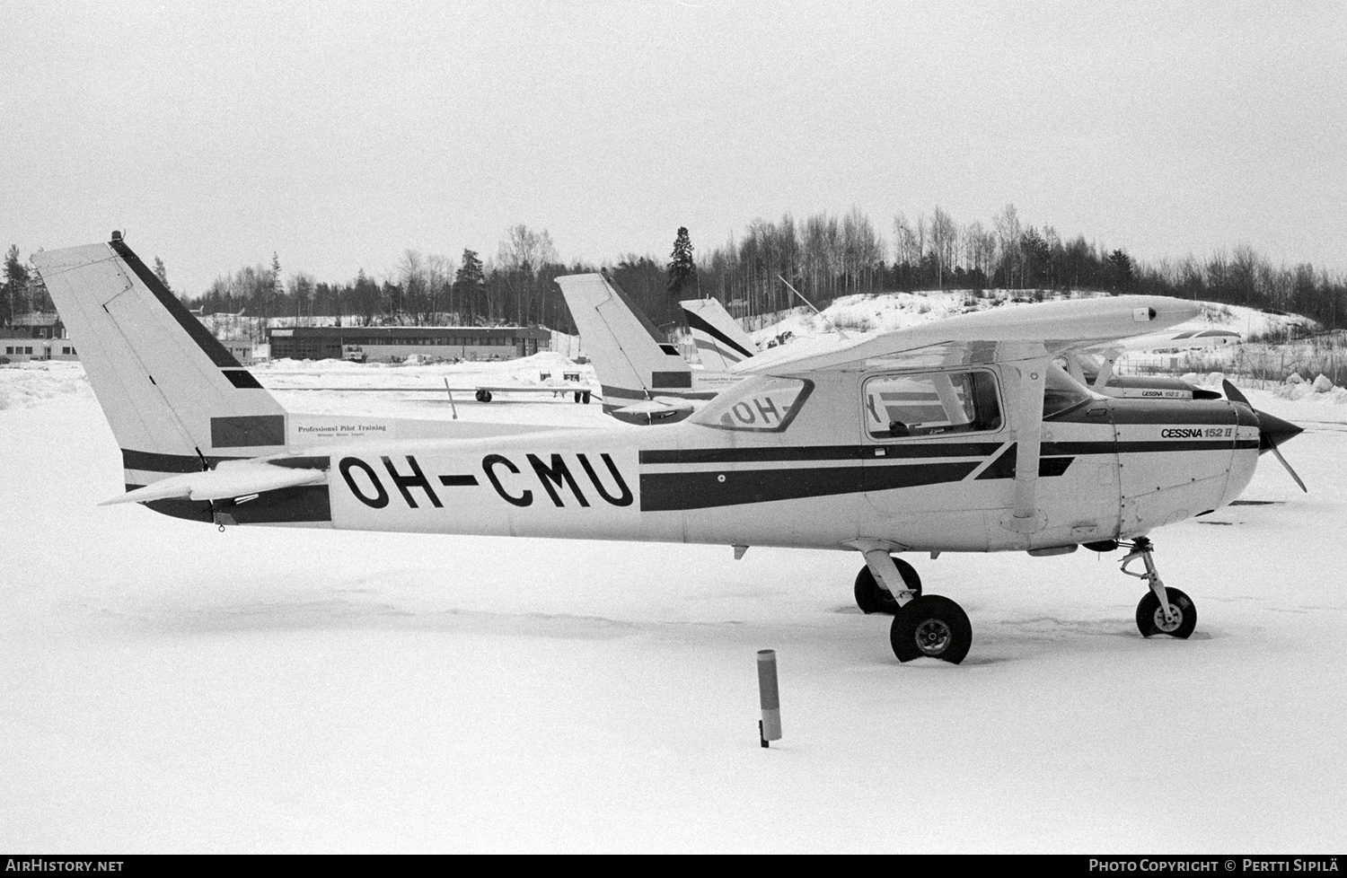 Aircraft Photo of OH-CMU | Cessna 152 | AirHistory.net #186087