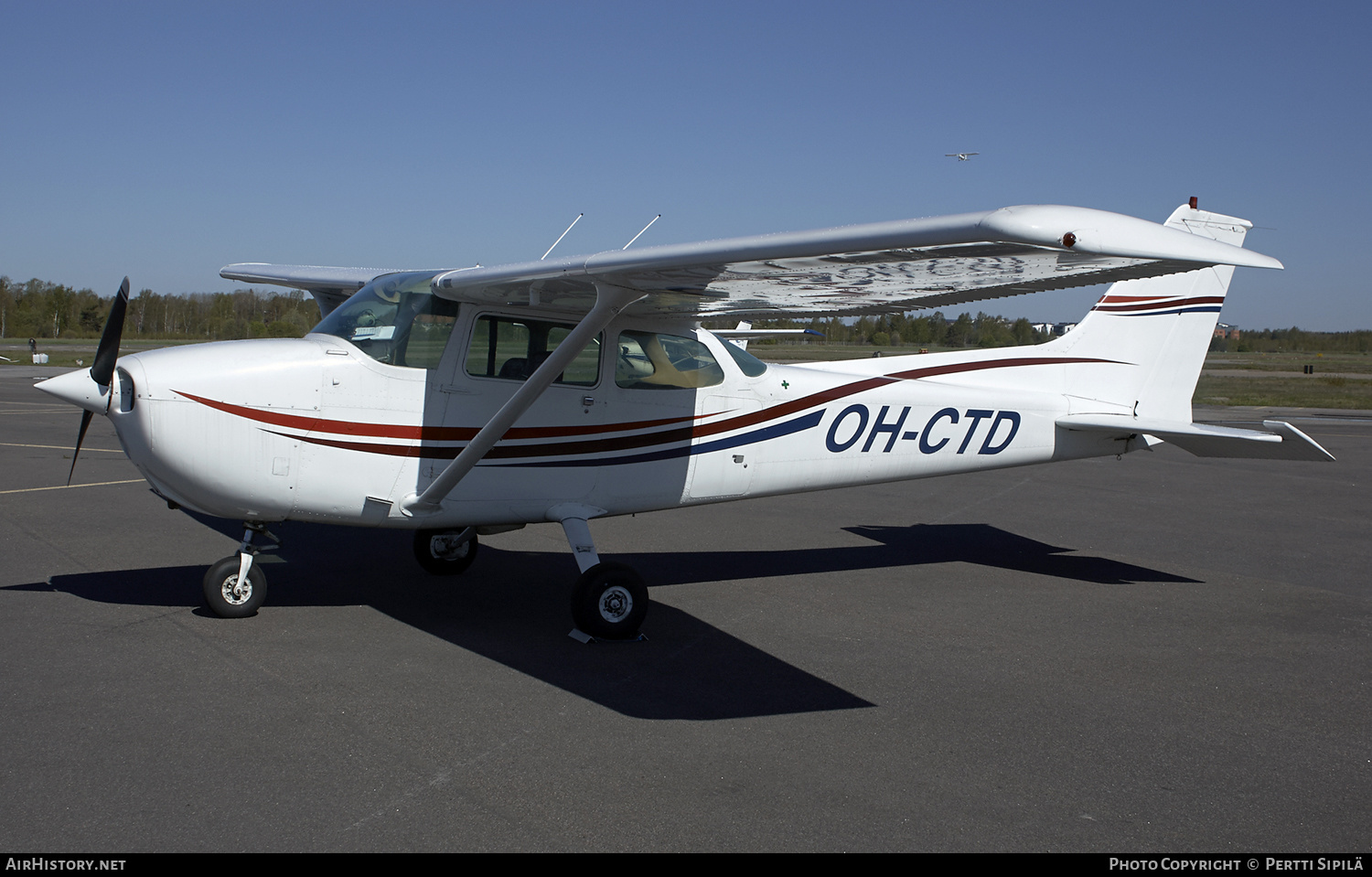 Aircraft Photo of OH-CTD | Cessna 172N Skyhawk | AirHistory.net #186208