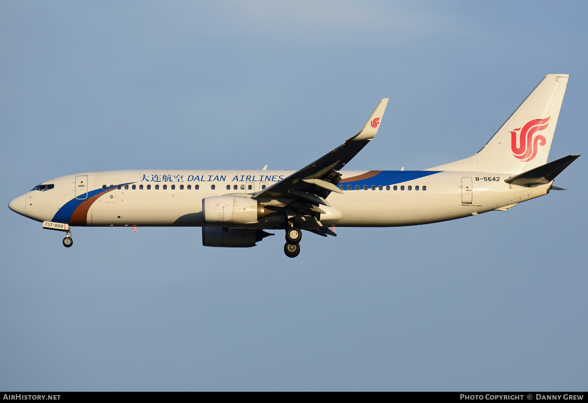 Aircraft Photo of B-5642 | Boeing 737-89L | Dalian Airlines | AirHistory.net #186220