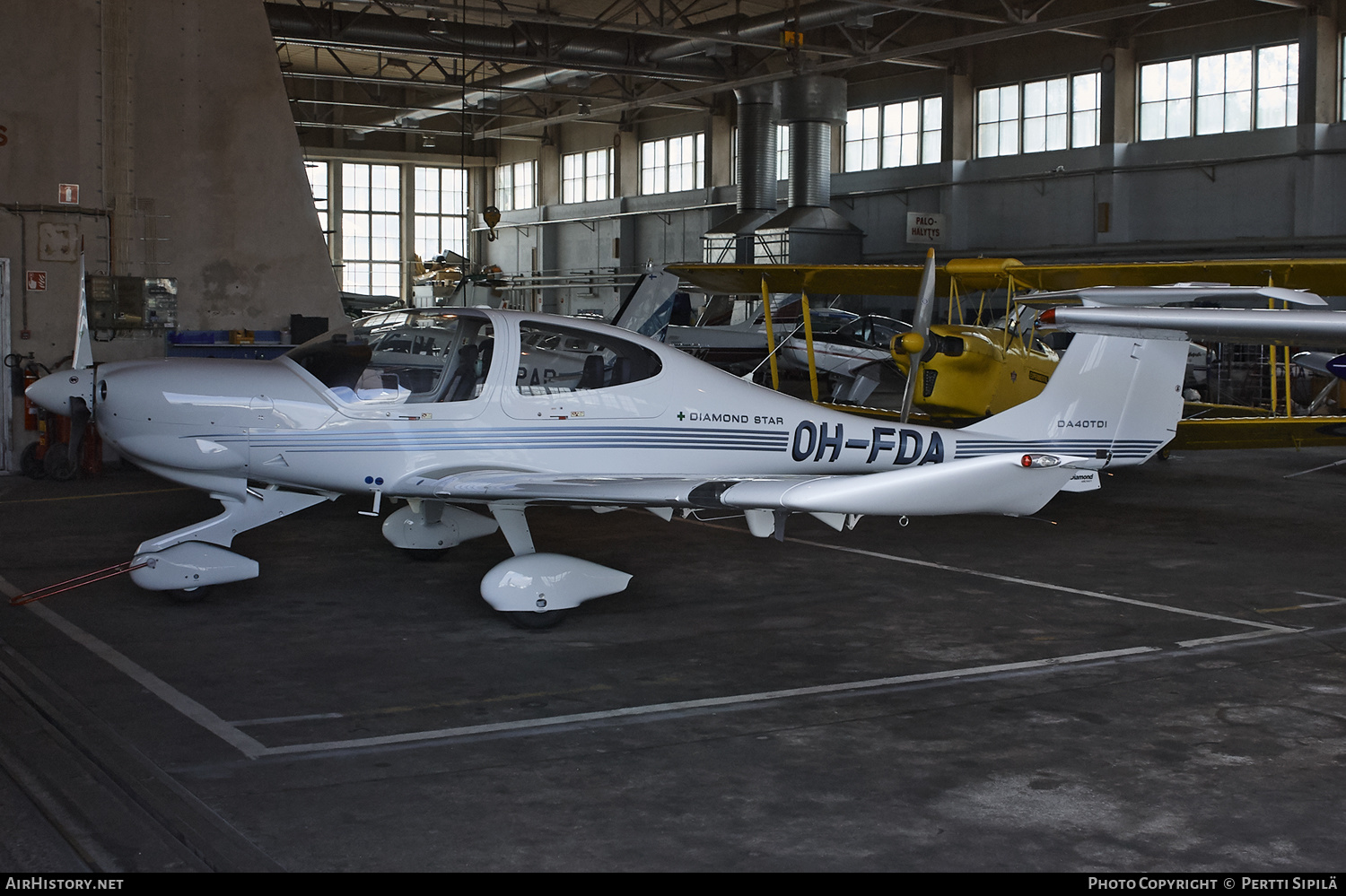 Aircraft Photo of OH-FDA | Diamond DA40D Diamond Star TDI | AirHistory.net #186295