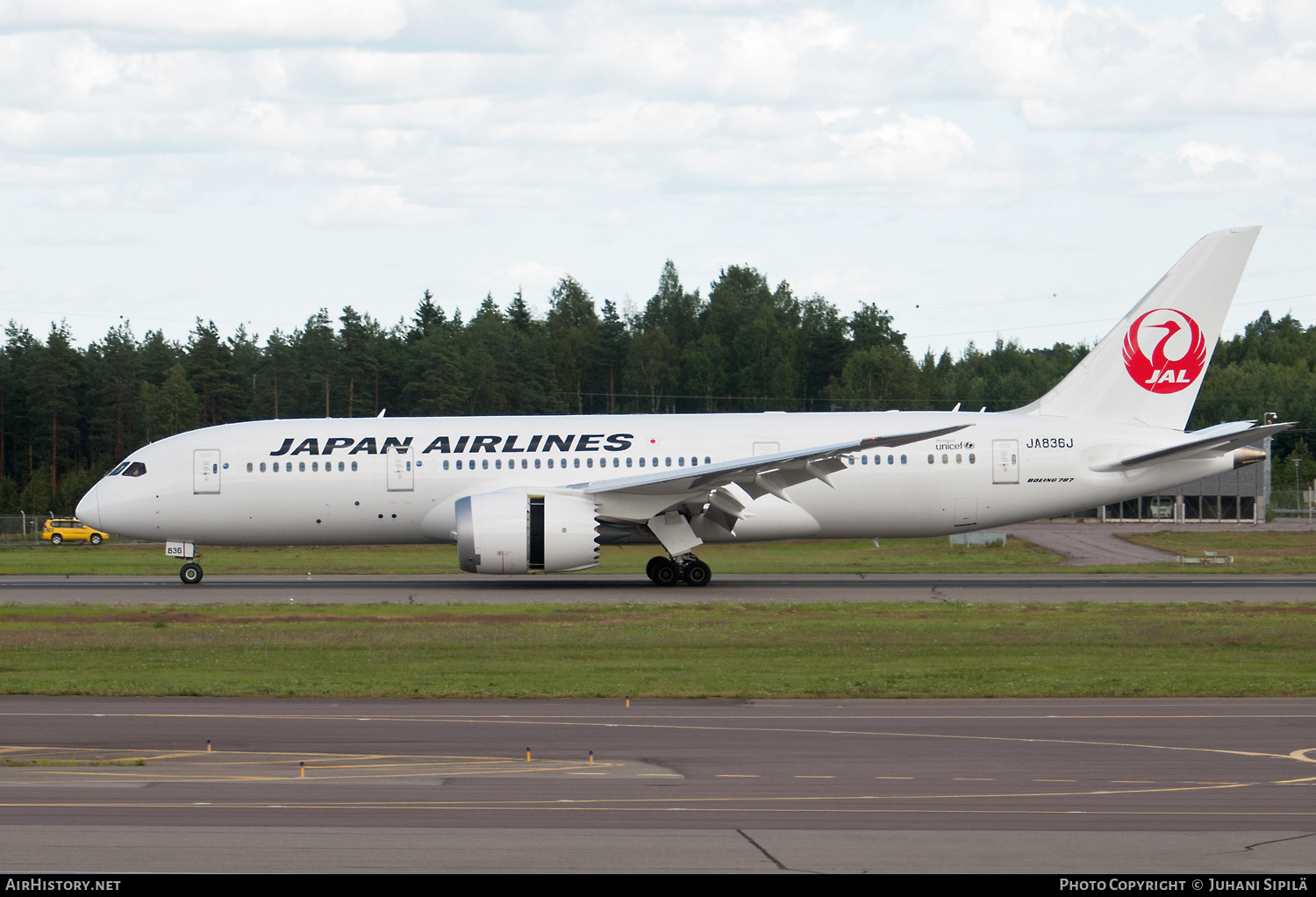 Aircraft Photo of JA836J | Boeing 787-8 Dreamliner | Japan Airlines - JAL | AirHistory.net #186348