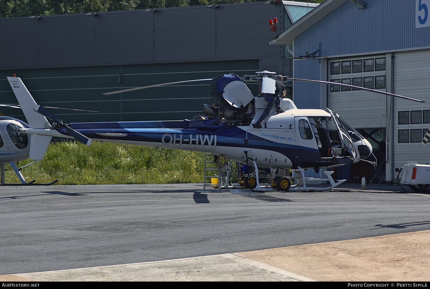 Aircraft Photo of OH-HWI | Eurocopter AS-350B-2 Ecureuil | Helitour | AirHistory.net #186521
