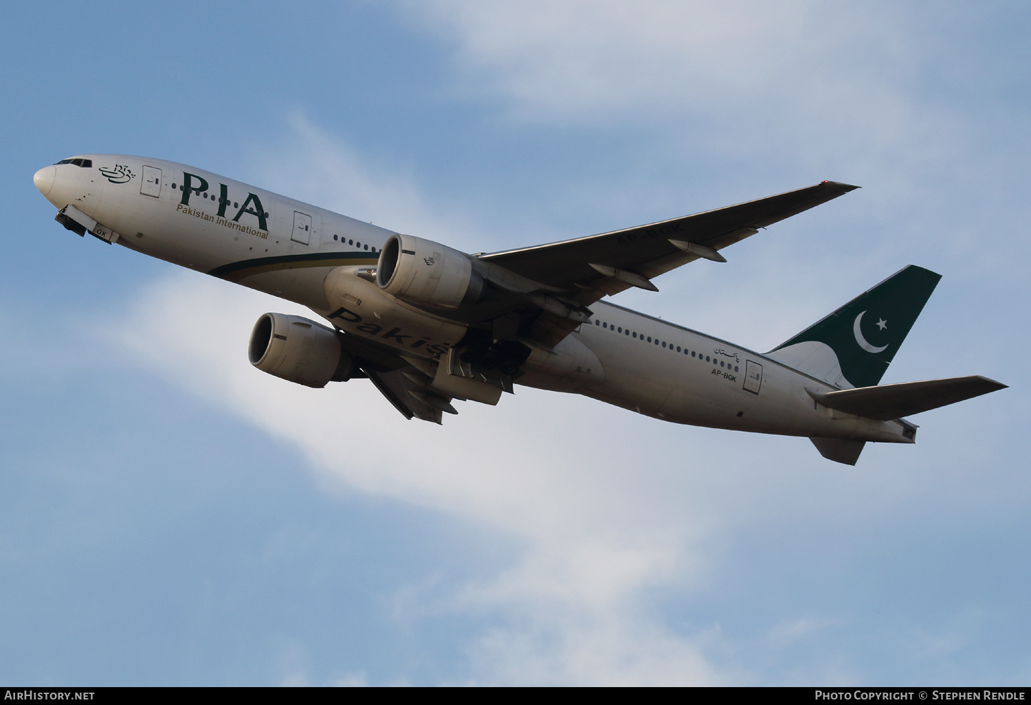 Aircraft Photo of AP-BGK | Boeing 777-240/ER | Pakistan International Airlines - PIA | AirHistory.net #186527