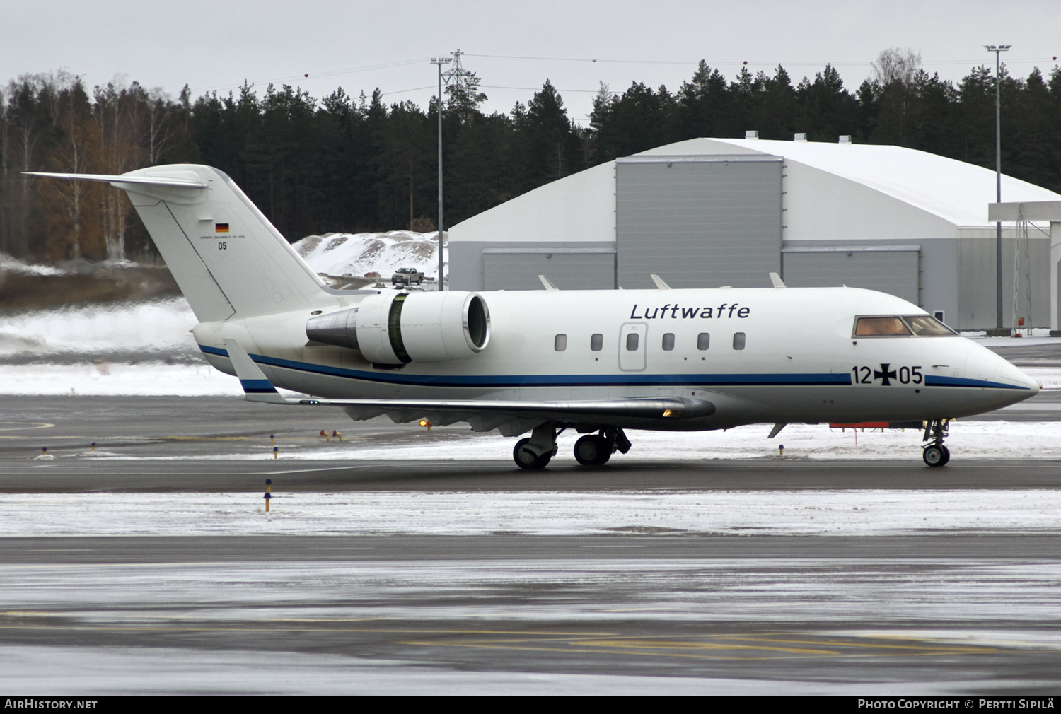 Aircraft Photo of 1205 | Canadair Challenger 601 (CL-600-2A12) | Germany - Air Force | AirHistory.net #186552