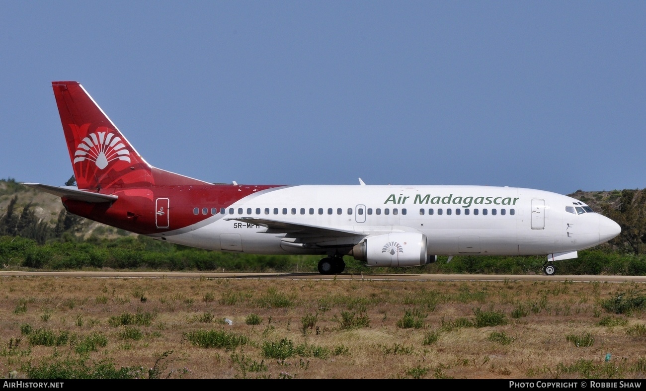 Aircraft Photo of 5R-MFH | Boeing 737-3Q8 | Air Madagascar | AirHistory.net #186601