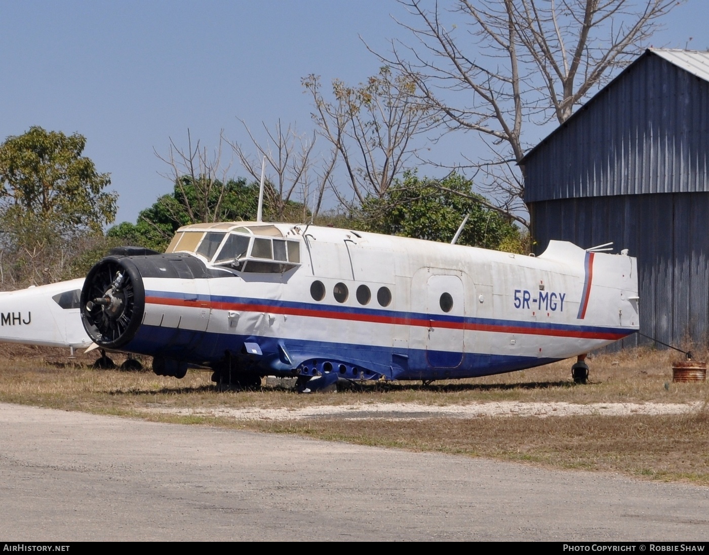 Aircraft Photo of 5R-MGY | Antonov An-2 | AirHistory.net #186613