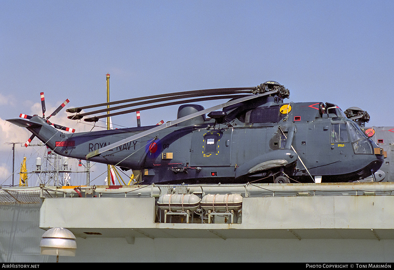 Aircraft Photo of XZ579 | Westland WS-61 Sea King HAS6 | UK - Navy | AirHistory.net #186647