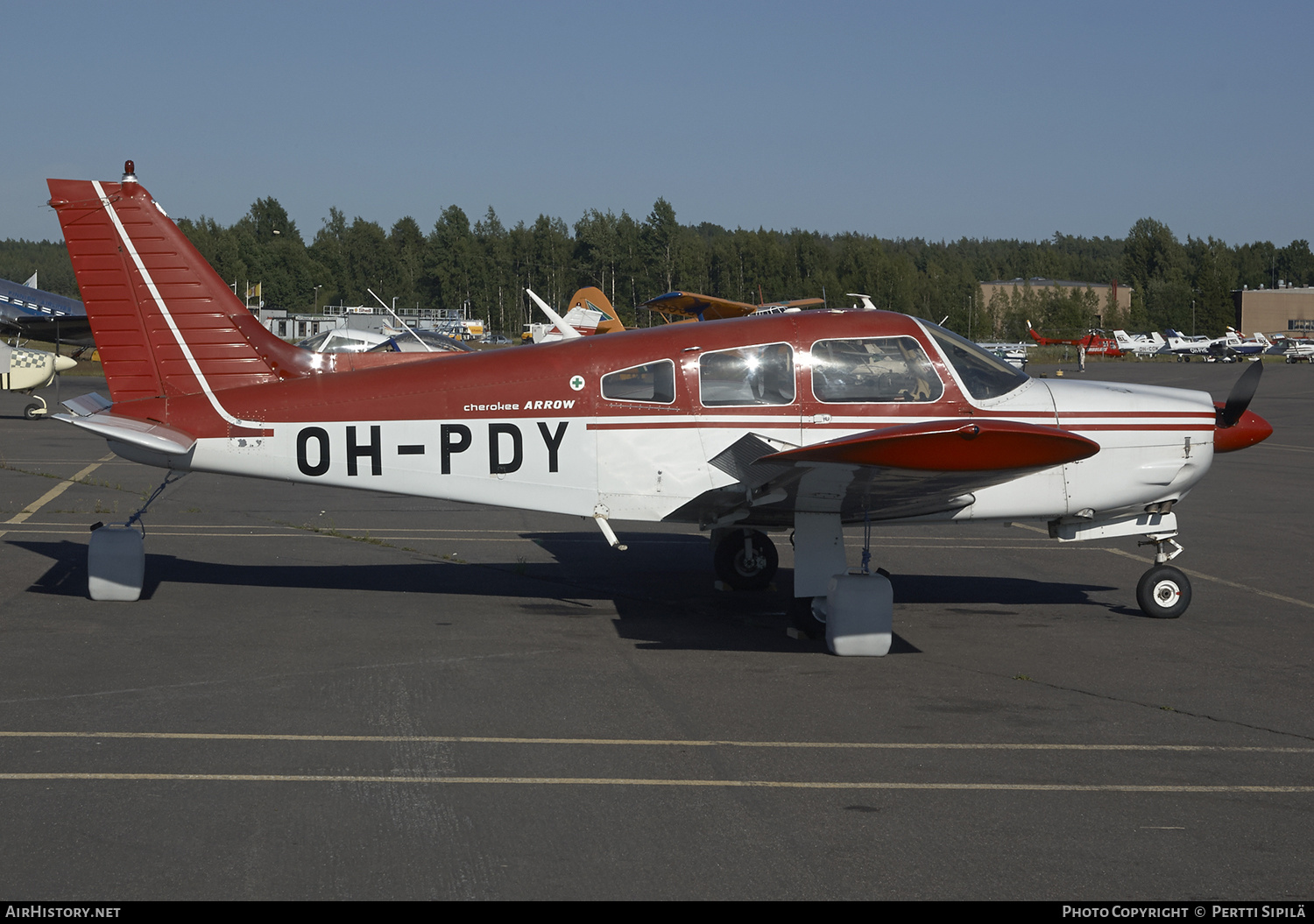 Aircraft Photo of OH-PDY | Piper PA-28R-200 Cherokee Arrow II | AirHistory.net #186655