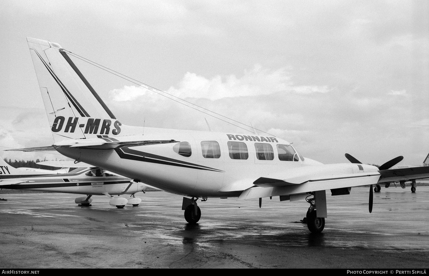 Aircraft Photo of OH-MRS | Piper PA-31-310 Navajo B | Ronnair | AirHistory.net #186706