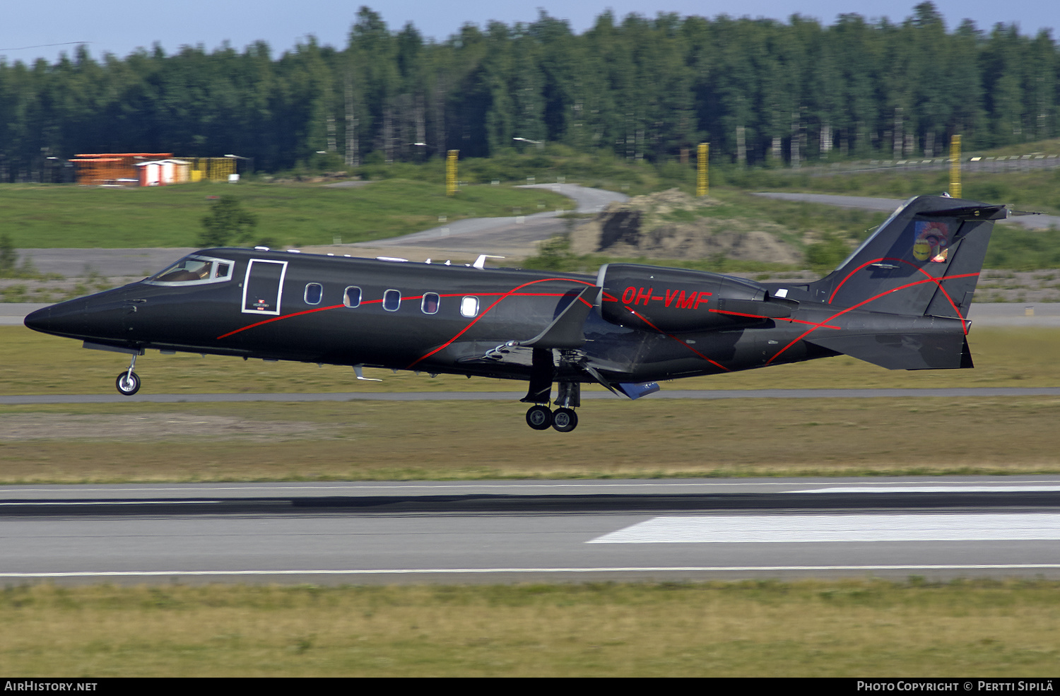 Aircraft Photo of OH-VMF | Learjet 60 | AirHistory.net #186885