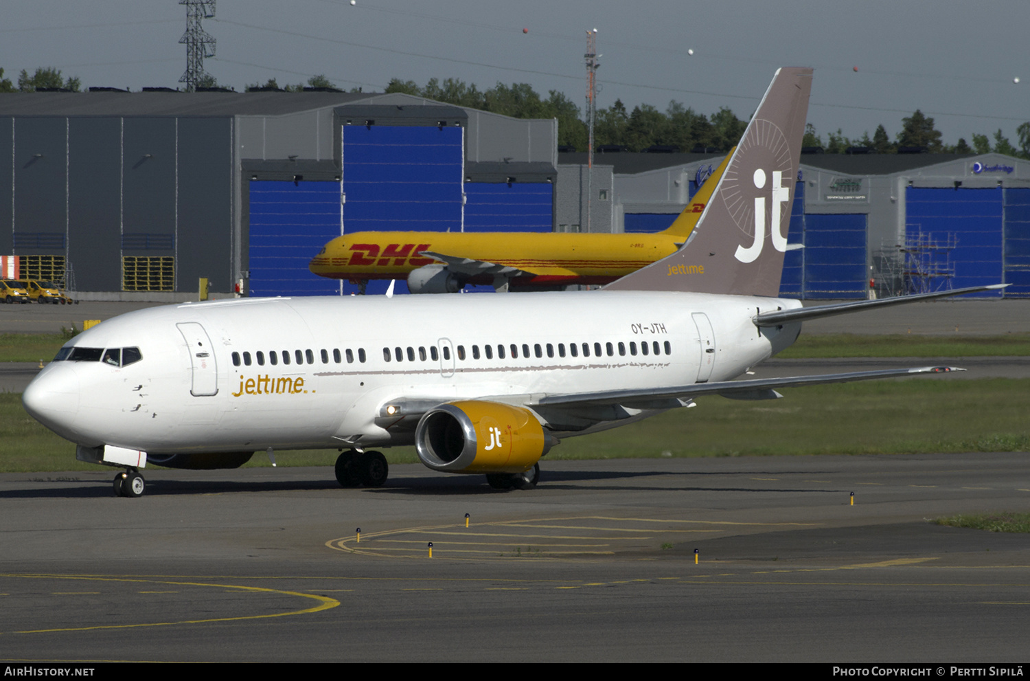 Aircraft Photo of OY-JTH | Boeing 737-3Y0(QC) | Jettime | AirHistory.net #187165