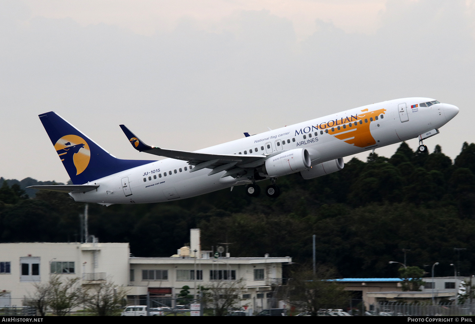 Aircraft Photo of JU-1015 | Boeing 737-8SH | MIAT Mongolian Airlines | AirHistory.net #187343