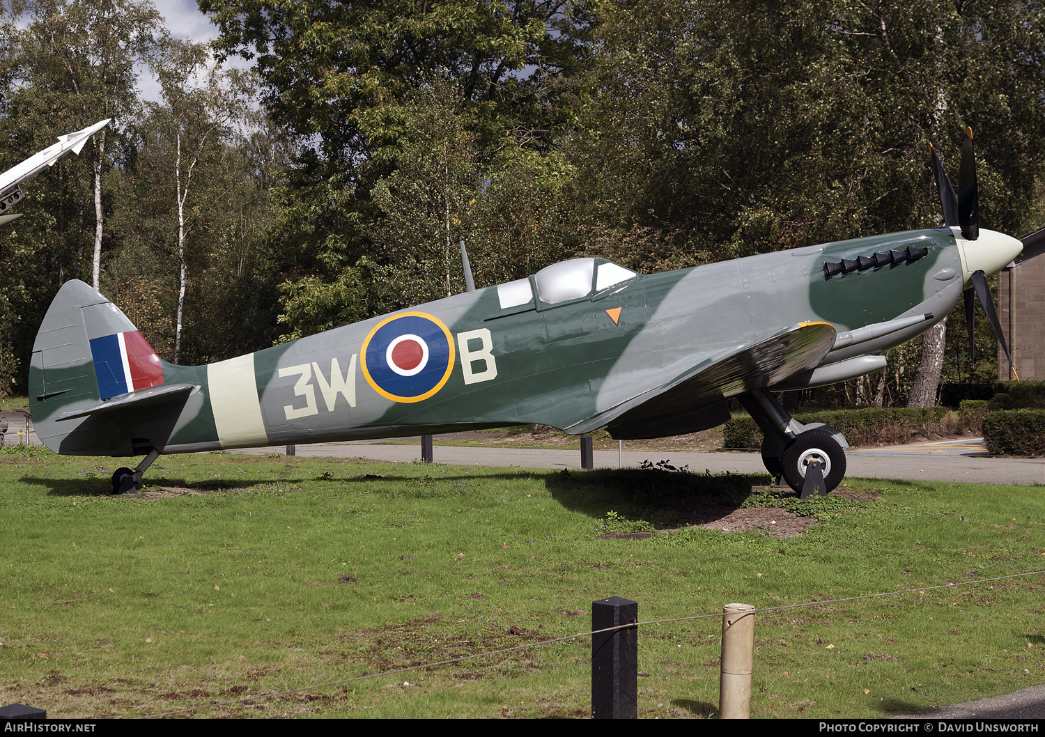 Aircraft Photo of 3W-B | Supermarine 361 Spitfire LF9C (model) | UK - Air Force | AirHistory.net #187473
