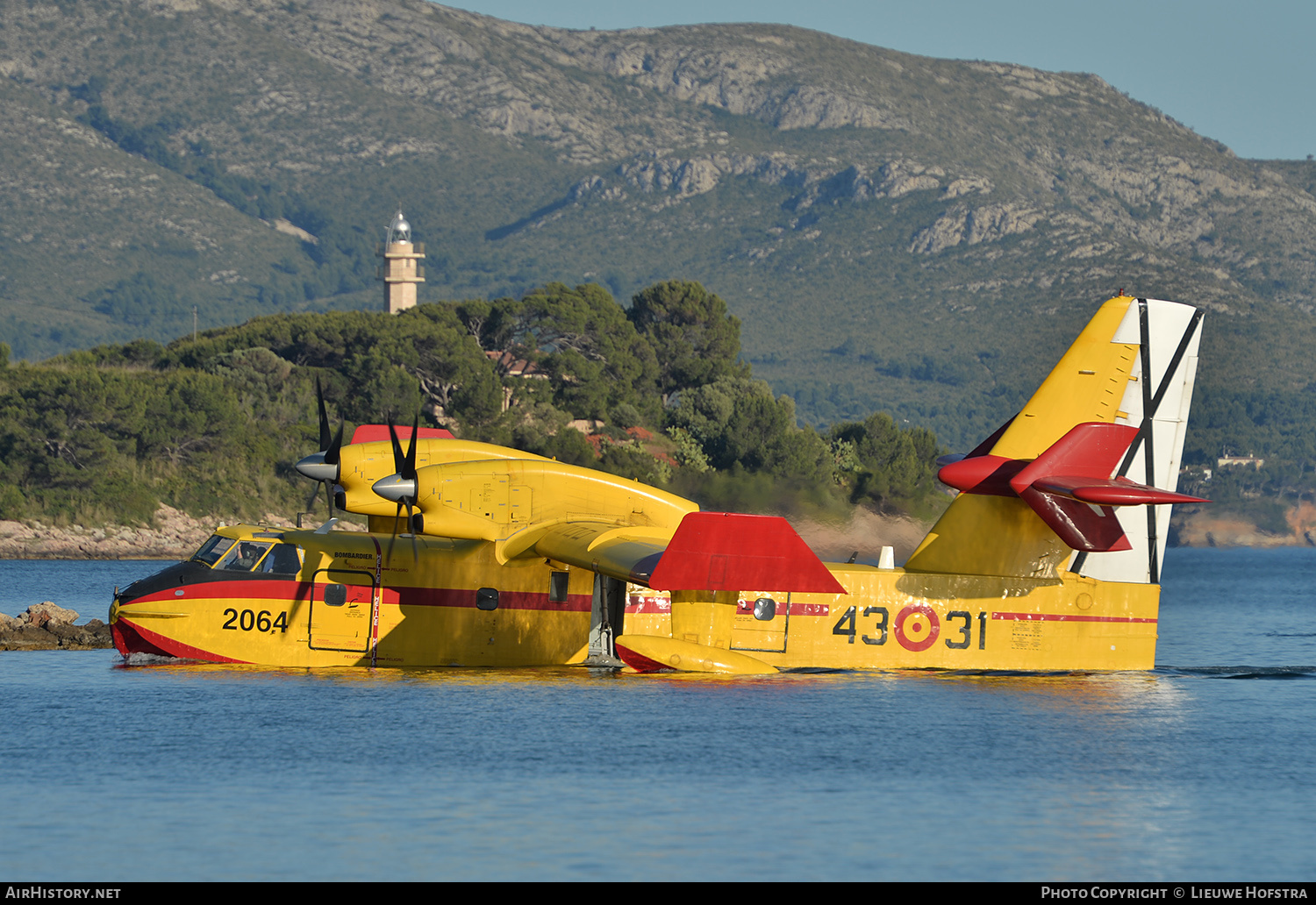 Aircraft Photo of UD.14-01 | Bombardier CL-415 (CL-215-6B11) | Spain - Air Force | AirHistory.net #187527