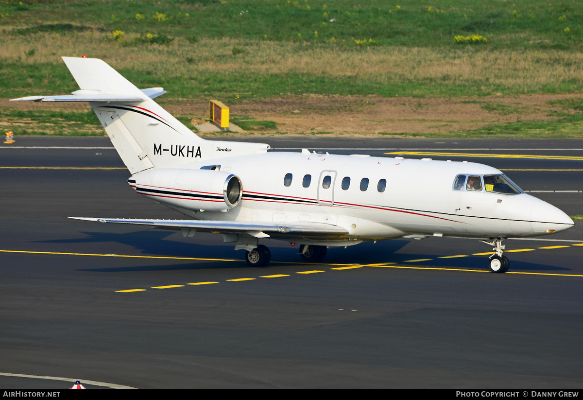 Aircraft Photo of M-UKHA | Raytheon Hawker 800XP | AirHistory.net #187550